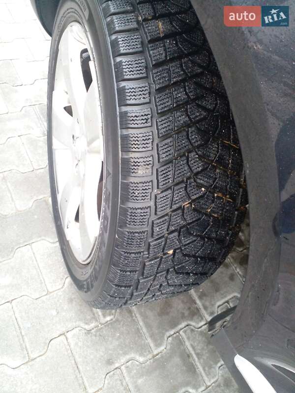 Внедорожник / Кроссовер Volkswagen Touareg 2004 в Теребовле