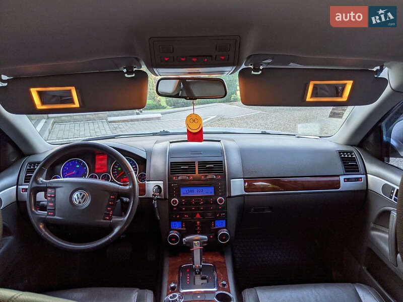 Внедорожник / Кроссовер Volkswagen Touareg 2008 в Воловце