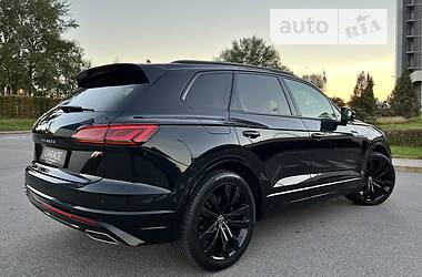 Внедорожник / Кроссовер Volkswagen Touareg 2020 в 