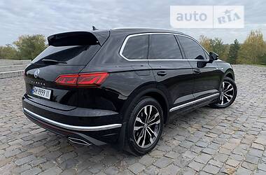 Внедорожник / Кроссовер Volkswagen Touareg 2018 в Житомире