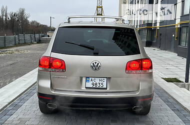 Внедорожник / Кроссовер Volkswagen Touareg 2004 в Луцке