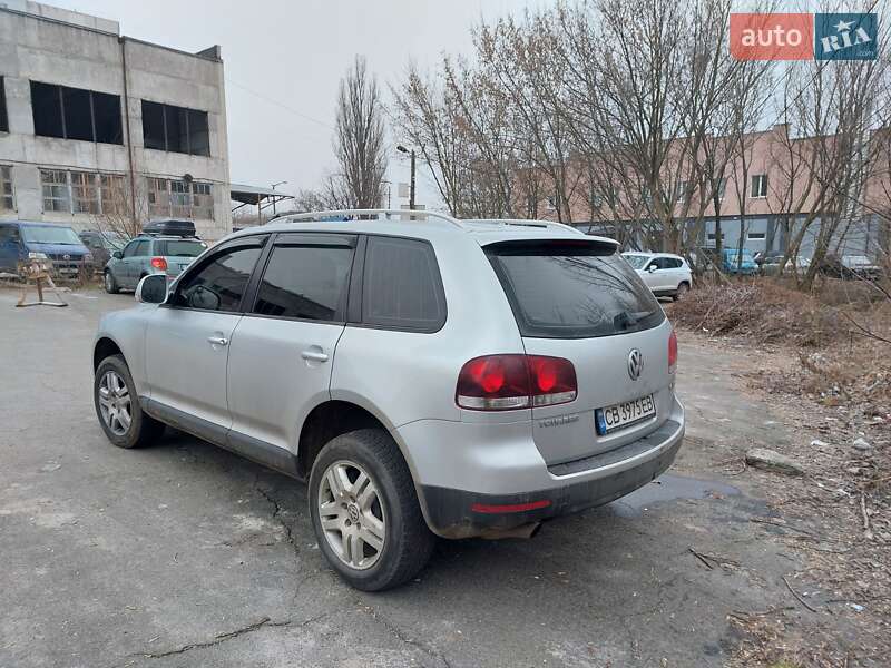 Внедорожник / Кроссовер Volkswagen Touareg 2008 в Чернигове