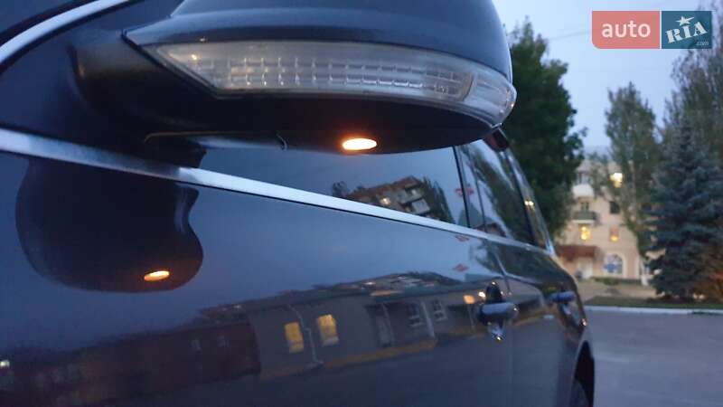 Внедорожник / Кроссовер Volkswagen Touareg 2010 в Хусте
