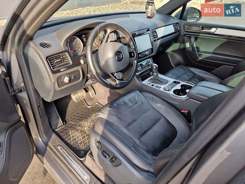 Внедорожник / Кроссовер Volkswagen Touareg 2013 в Киеве фото 40 Внедорожник / Кроссовер Volkswagen Touareg 2013 в Киеве