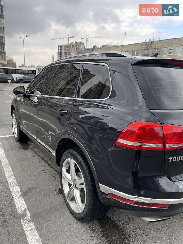 Внедорожник / Кроссовер Volkswagen Touareg 2015 в Киеве фото 5 Внедорожник / Кроссовер Volkswagen Touareg 2015 в Киеве