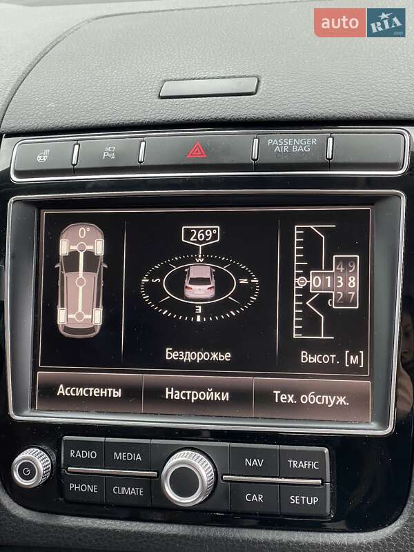 Внедорожник / Кроссовер Volkswagen Touareg 2015 в Киеве фото 22 Внедорожник / Кроссовер Volkswagen Touareg 2015 в Киеве