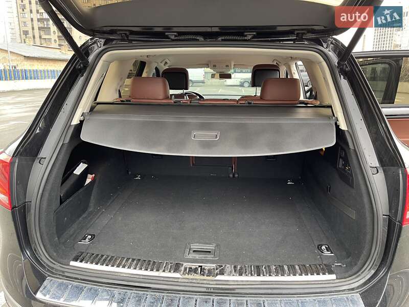 Внедорожник / Кроссовер Volkswagen Touareg 2015 в Киеве фото 30 Внедорожник / Кроссовер Volkswagen Touareg 2015 в Киеве