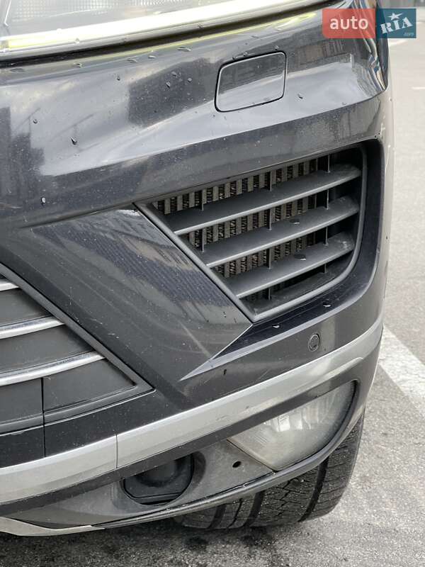 Внедорожник / Кроссовер Volkswagen Touareg 2015 в Киеве фото 33 Внедорожник / Кроссовер Volkswagen Touareg 2015 в Киеве