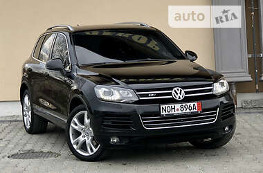Внедорожник / Кроссовер Volkswagen Touareg 2011 в 
