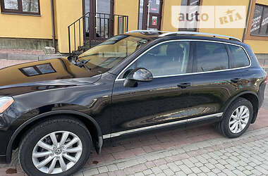 Внедорожник / Кроссовер Volkswagen Touareg 2012 в Ивано-Франковске