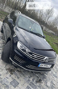 Позашляховик / Кросовер Volkswagen Touareg 2015 в  фото 23 Позашляховик / Кросовер Volkswagen Touareg 2015 в