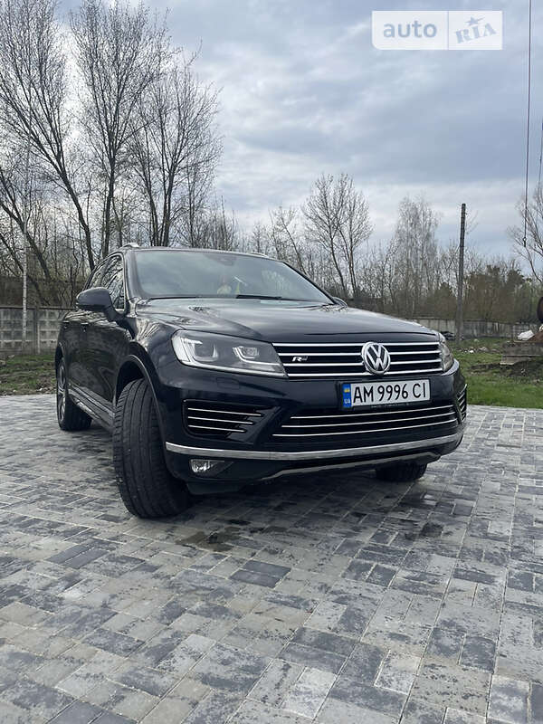 Позашляховик / Кросовер Volkswagen Touareg 2015 в Рівному фото 26 Позашляховик / Кросовер Volkswagen Touareg 2015 в Рівному