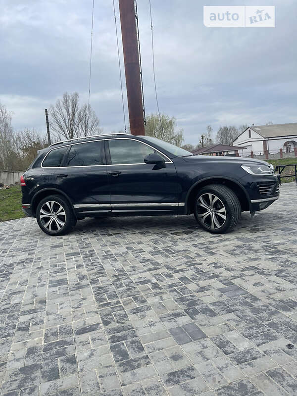 Позашляховик / Кросовер Volkswagen Touareg 2015 в Рівному фото 32 Позашляховик / Кросовер Volkswagen Touareg 2015 в Рівному