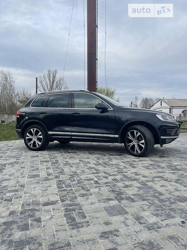 Позашляховик / Кросовер Volkswagen Touareg 2015 в Рівному фото 31 Позашляховик / Кросовер Volkswagen Touareg 2015 в Рівному