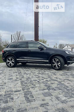 Позашляховик / Кросовер Volkswagen Touareg 2015 в  фото 31 Позашляховик / Кросовер Volkswagen Touareg 2015 в