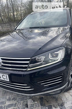 Позашляховик / Кросовер Volkswagen Touareg 2015 в  фото 41 Позашляховик / Кросовер Volkswagen Touareg 2015 в