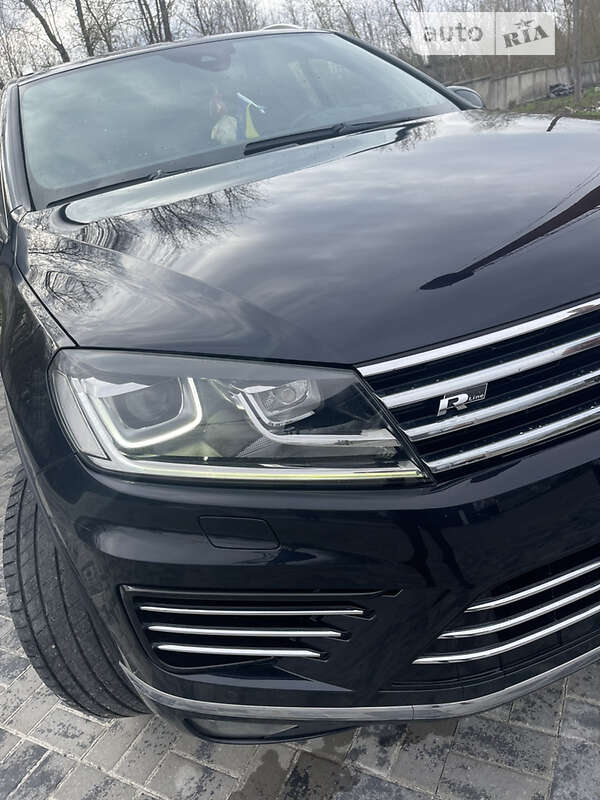 Позашляховик / Кросовер Volkswagen Touareg 2015 в Рівному фото 43 Позашляховик / Кросовер Volkswagen Touareg 2015 в Рівному