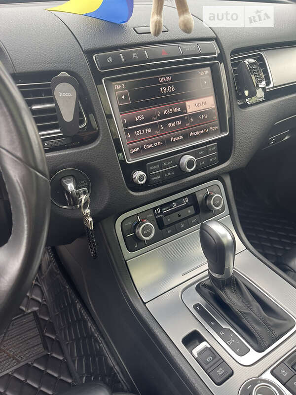 Позашляховик / Кросовер Volkswagen Touareg 2015 в Рівному фото 60 Позашляховик / Кросовер Volkswagen Touareg 2015 в Рівному