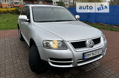 Внедорожник / Кроссовер Volkswagen Touareg 2007 в 