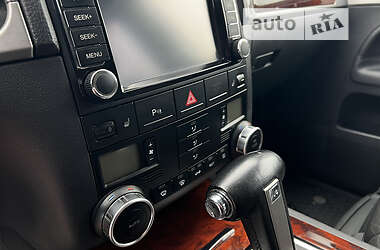 Внедорожник / Кроссовер Volkswagen Touareg 2007 в 