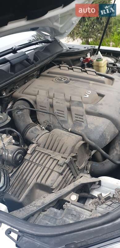 Внедорожник / Кроссовер Volkswagen Touareg 2013 в Житомире фото 24 Внедорожник / Кроссовер Volkswagen Touareg 2013 в Житомире