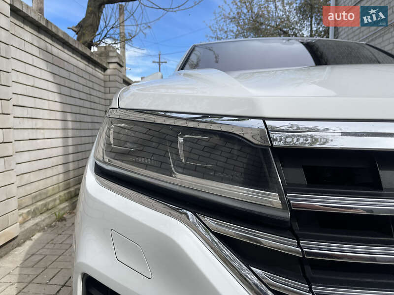 Внедорожник / Кроссовер Volkswagen Touareg 2020 в Харькове
