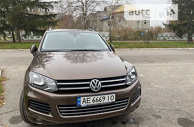 Внедорожник / Кроссовер Volkswagen Touareg 2013 в Верхнеднепровске