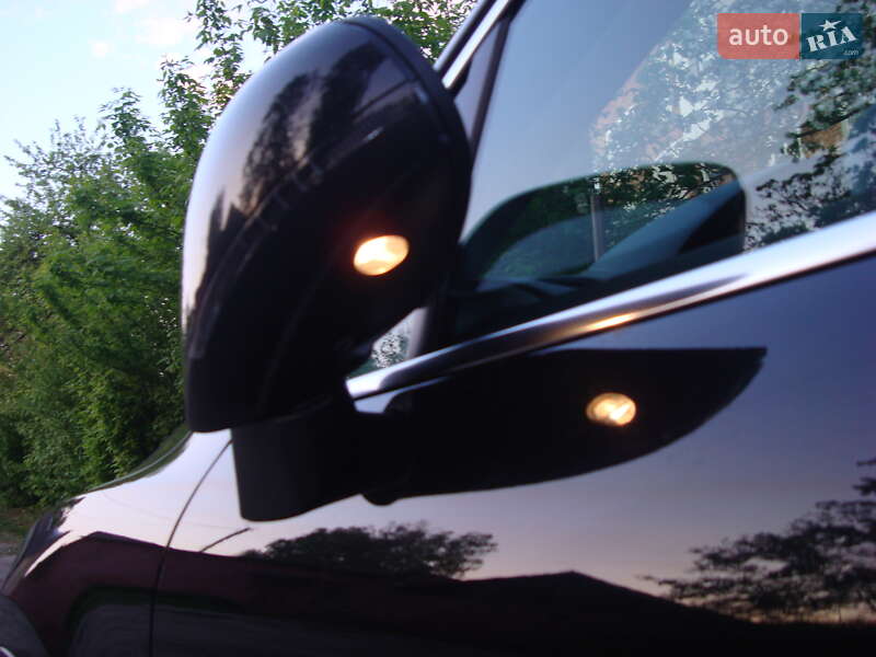 Внедорожник / Кроссовер Volkswagen Touareg 2015 в Шепетовке
