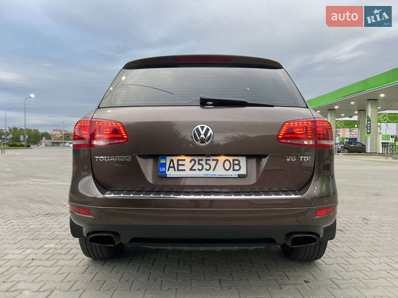 Позашляховик / Кросовер Volkswagen Touareg 2013 в Мукачевому