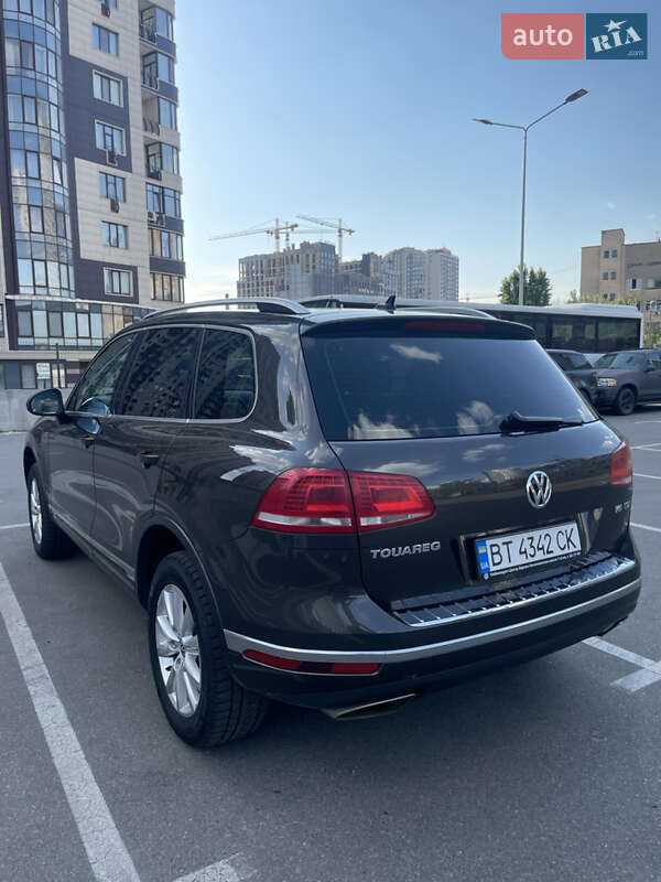 Позашляховик / Кросовер Volkswagen Touareg 2017 в Києві фото 6 Позашляховик / Кросовер Volkswagen Touareg 2017 в Києві