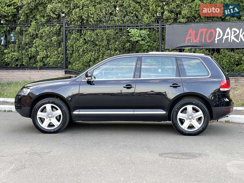 Позашляховик / Кросовер Volkswagen Touareg 2006 в Києві
