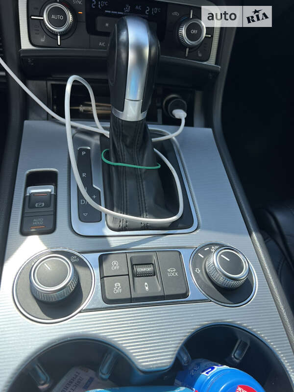 Позашляховик / Кросовер Volkswagen Touareg 2016 в Одесі фото 13 Позашляховик / Кросовер Volkswagen Touareg 2016 в Одесі