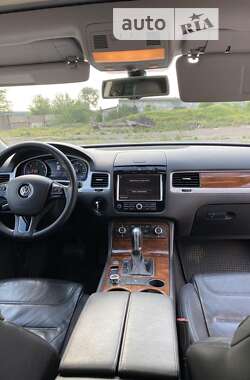 Позашляховик / Кросовер Volkswagen Touareg 2013 в Кривому Розі