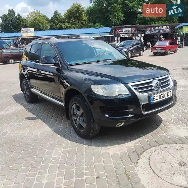 Volkswagen Touareg