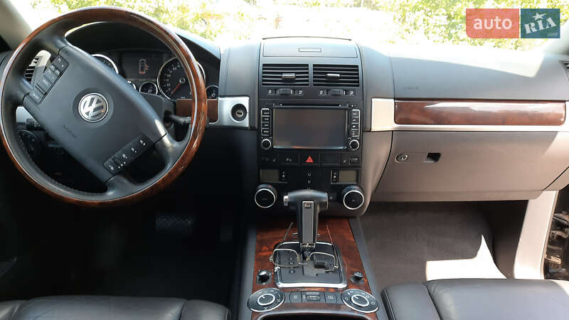 Внедорожник / Кроссовер Volkswagen Touareg 2007 в Львове