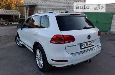 Внедорожник / Кроссовер Volkswagen Touareg 2012 в Умани