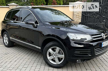 Внедорожник / Кроссовер Volkswagen Touareg 2013 в 