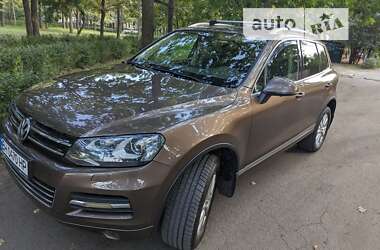 Внедорожник / Кроссовер Volkswagen Touareg 2011 в Одессе