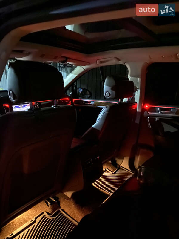 Внедорожник / Кроссовер Volkswagen Touareg 2011 в Ужгороде фото 11 Внедорожник / Кроссовер Volkswagen Touareg 2011 в Ужгороде