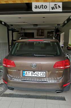 Внедорожник / Кроссовер Volkswagen Touareg 2013 в 