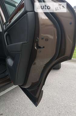 Внедорожник / Кроссовер Volkswagen Touareg 2013 в 