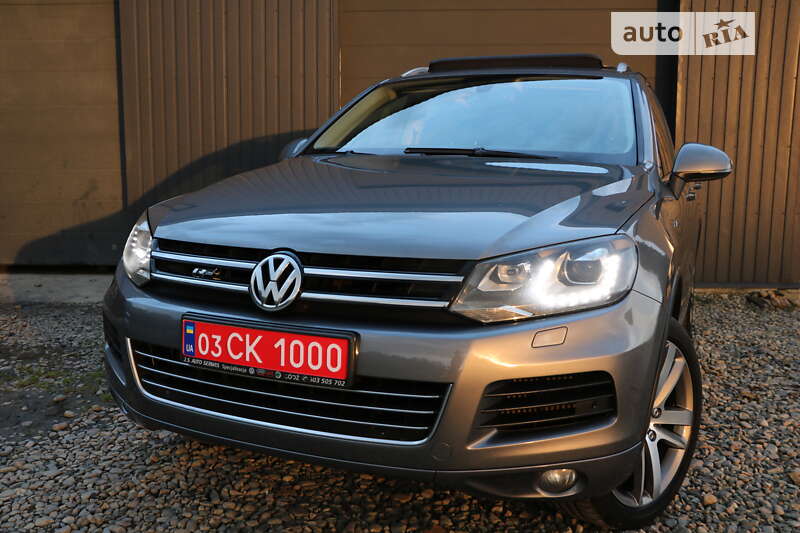 Позашляховик / Кросовер Volkswagen Touareg 2012 в Трускавці