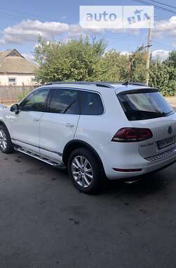 Позашляховик / Кросовер Volkswagen Touareg 2013 в Олександрівці