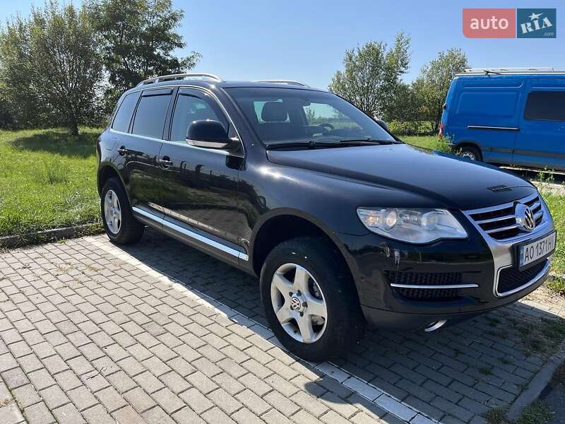 Внедорожник / Кроссовер Volkswagen Touareg 2008 в Мукачево