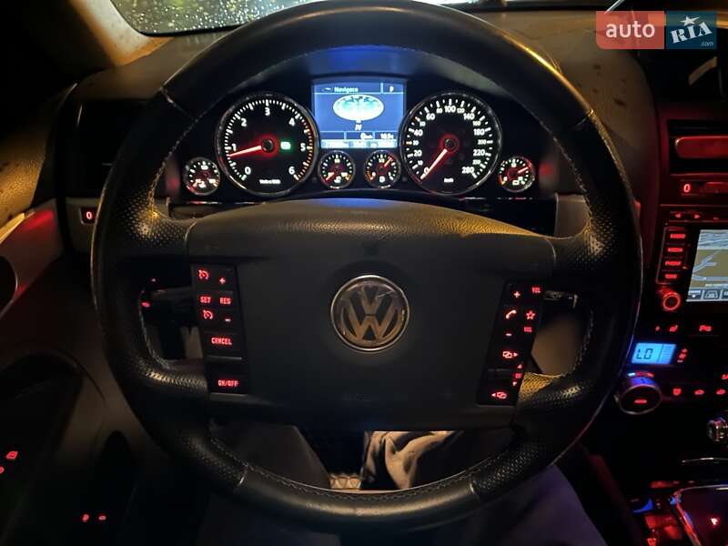 Внедорожник / Кроссовер Volkswagen Touareg 2008 в Мукачево