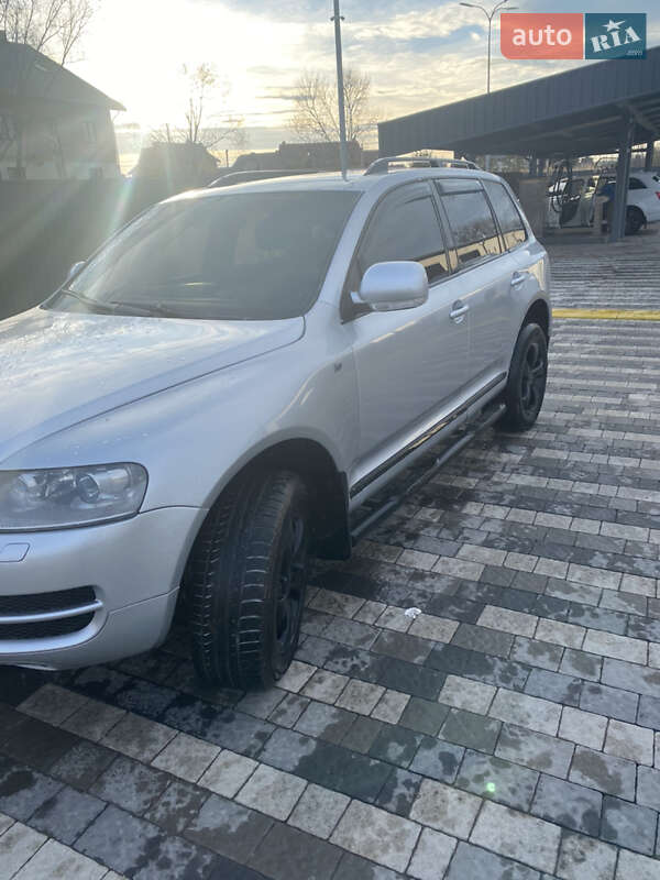 Позашляховик / Кросовер Volkswagen Touareg 2006 в Львові фото 19 Позашляховик / Кросовер Volkswagen Touareg 2006 в Львові