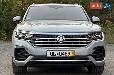 Внедорожник / Кроссовер Volkswagen Touareg 2018 в Полтаве