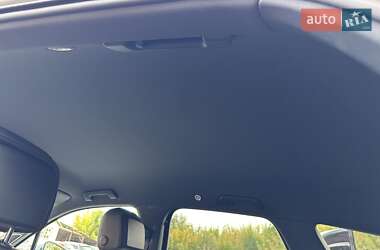 Внедорожник / Кроссовер Volkswagen Touareg 2018 в 