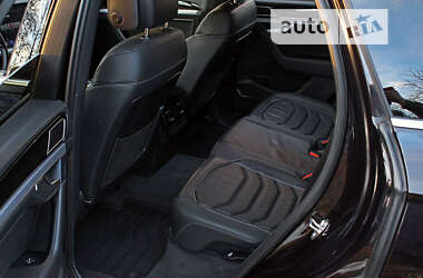 Позашляховик / Кросовер Volkswagen Touareg 2018 в 