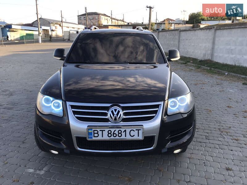 Позашляховик / Кросовер Volkswagen Touareg 2008 в Первомайську